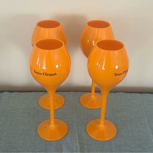 Veuve Clicqout 4 pc goblet set